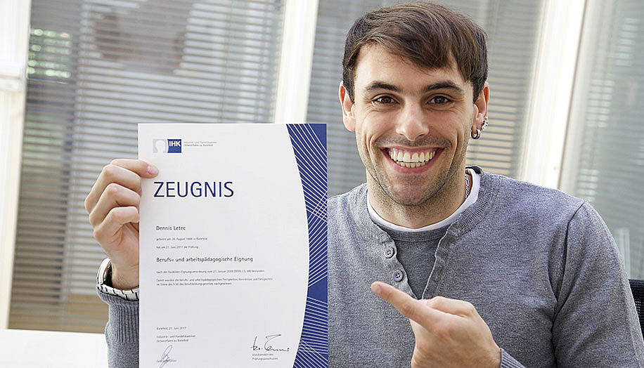 Unser leitender Webentwickler Dennis Letec ist jetzt Ausbilder Unser leitender Webentwickler Dennis Letec ist jetzt Ausbilder